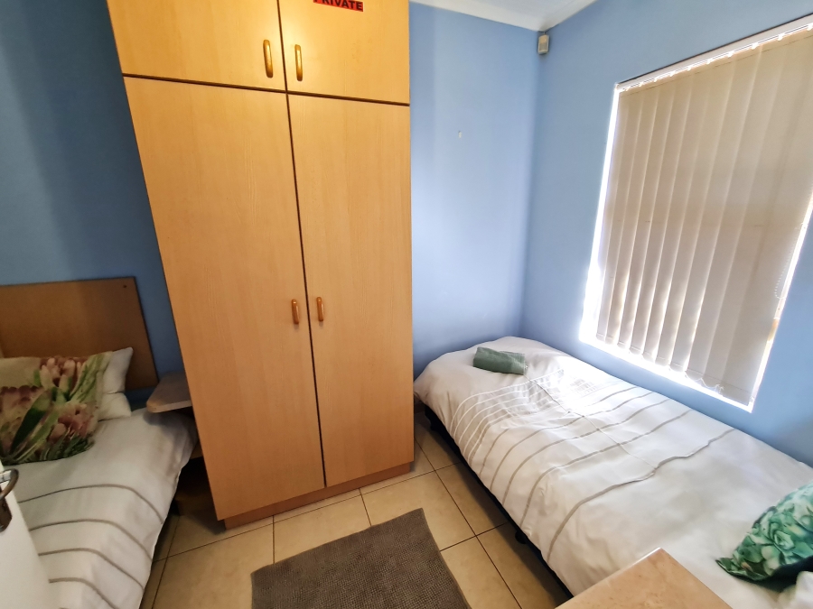 2 Bedroom Property for Sale in Jeffreys Bay Central Eastern Cape